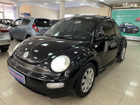 Volkswagen Beetle 2002 черный - фото 7