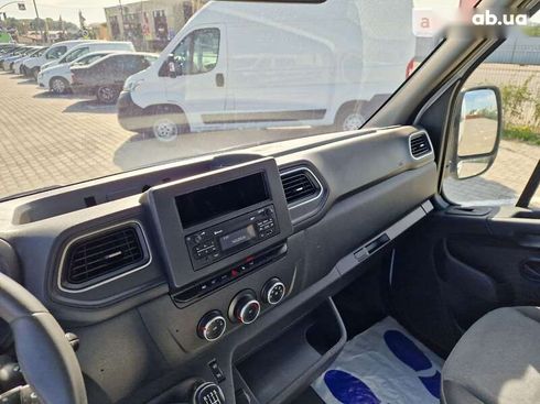 Renault Master 2020 - фото 19