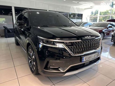 Kia Carnival 2022 - фото 3