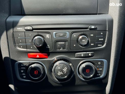 Citroёn C4 2014 белый - фото 31