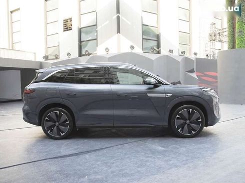 BYD Tang 2025 - фото 4