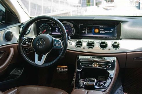 Mercedes-Benz E-Класс 2018 - фото 24