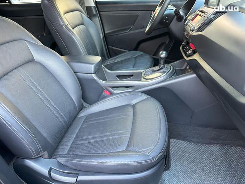 Kia Sportage 2011 черный - фото 21
