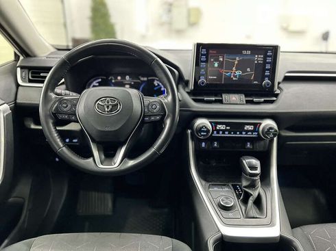 Toyota RAV4 2019 - фото 30