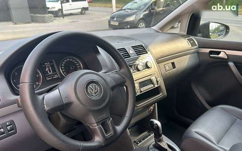 Volkswagen Touran 2015 - фото 11