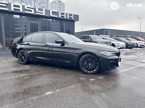 BMW 5 серия 2021 - фото 22