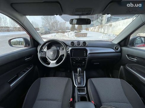 Suzuki Vitara 2019 - фото 18