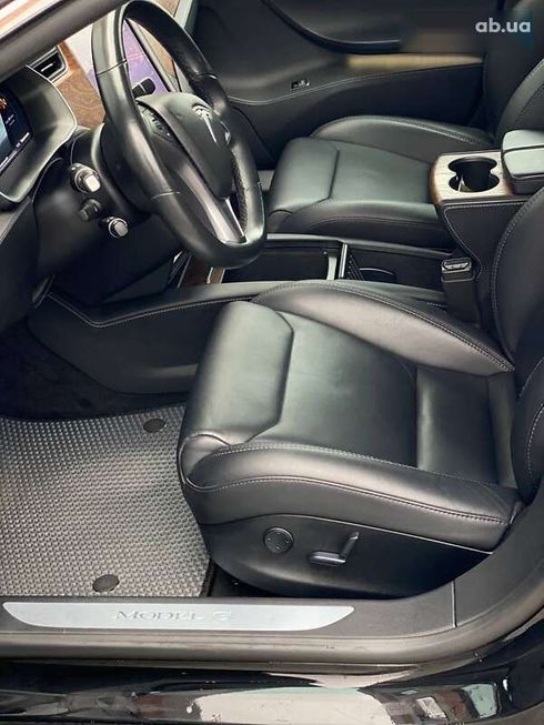 Tesla Model S 2019 - фото 22