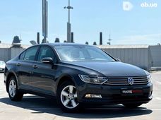 Купити Volkswagen Passat 2018 бу в Києві - купити на Автобазарі