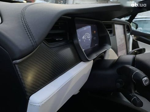 Tesla Model X 2018 - фото 15