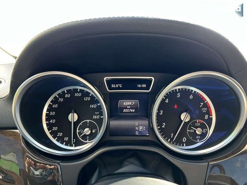 Mercedes-Benz GL-Класс 2015 - фото 24