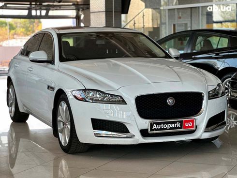 Jaguar XF 2016 белый - фото 3