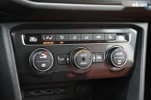 Volkswagen Tiguan 2018 - фото 17