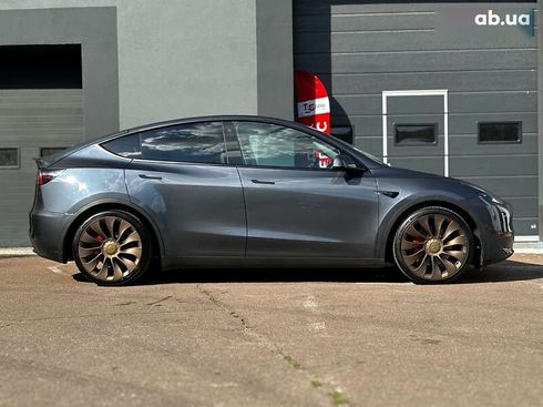 Tesla Model Y 2023 - фото 11
