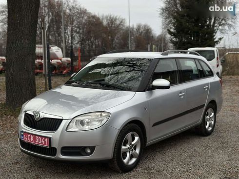 Skoda Fabia 2008 - фото 9