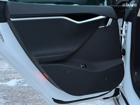 Tesla Model S 2015 белый - фото 15