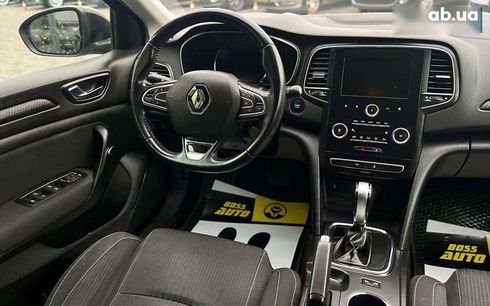 Renault Megane 2017 - фото 19