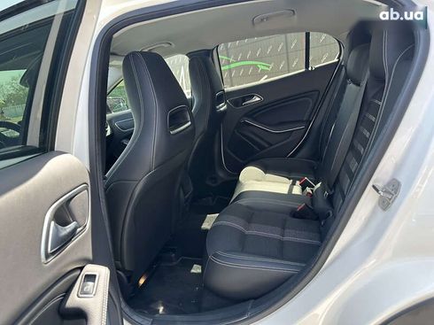 Mercedes-Benz GLA-Класс 2019 - фото 19