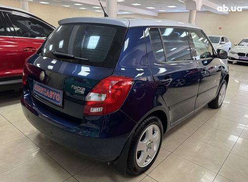 Skoda Fabia 2008 синий - фото 4