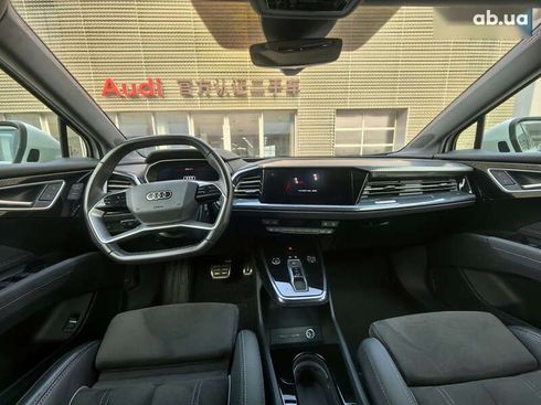 Audi Q4 e-tron 2023 - фото 10