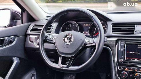 Volkswagen Passat 2017 - фото 20