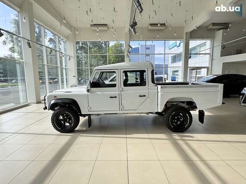 Land Rover Defender 1997 - фото 16