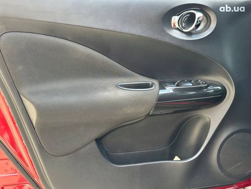 Nissan Juke 2017 красный - фото 18