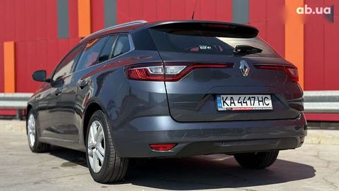 Renault Megane 2017 - фото 15