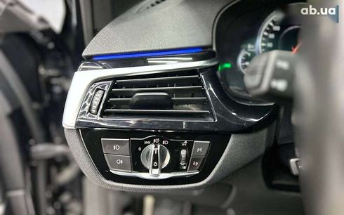 BMW 5 серия 2018 - фото 10