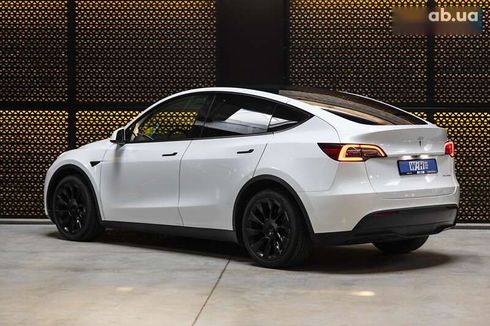 Tesla Model Y 2021 - фото 11
