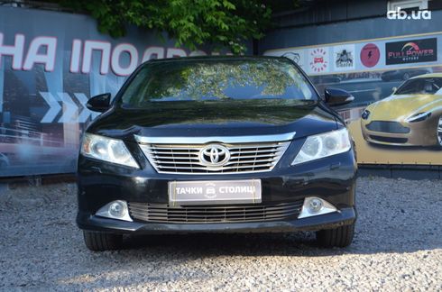 Toyota Camry 2014 черный - фото 2