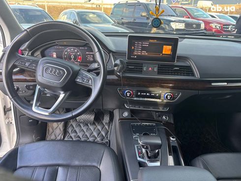 Audi Q5 2019 белый - фото 9