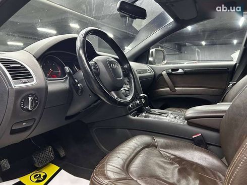 Audi Q7 2011 - фото 26