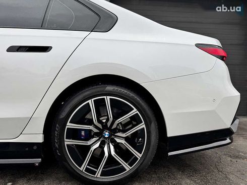 BMW 7 серия 2023 - фото 18