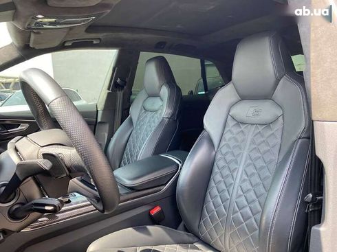 Audi SQ8 2020 - фото 23