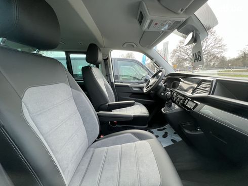 Volkswagen Multivan 2022 - фото 6