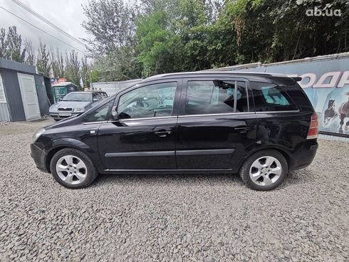Opel Zafira 2005 черный - фото 5