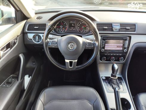 Volkswagen Passat 2015 белый - фото 31