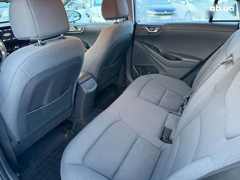 Hyundai Ioniq 2021 - фото 30