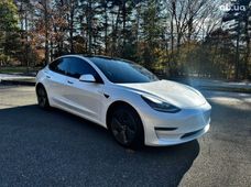 Продаж вживаних Tesla Model 3 2021 року в Харкові - купити на Автобазарі