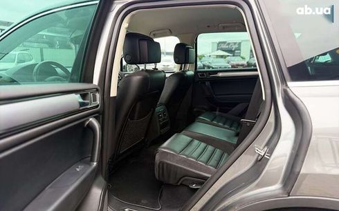 Volkswagen Touareg 2017 - фото 29