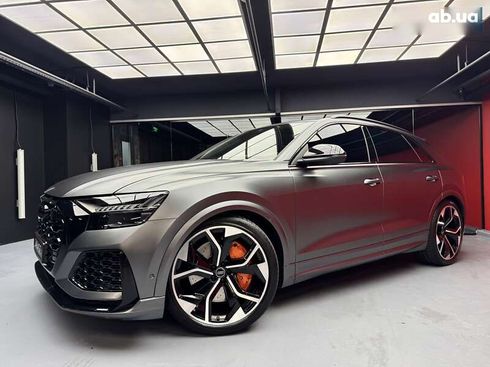 Audi RS Q8 2021 - фото 6