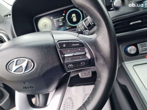 Hyundai Kona 2021 - фото 30