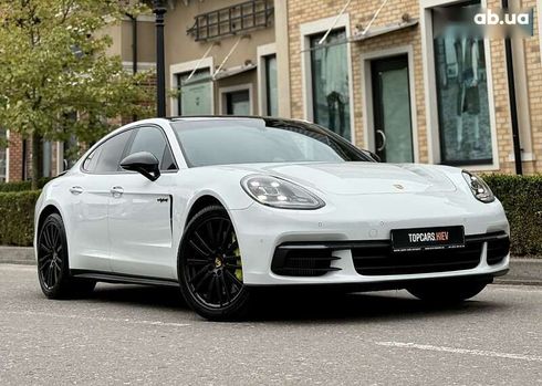 Porsche Panamera 2017 - фото 29
