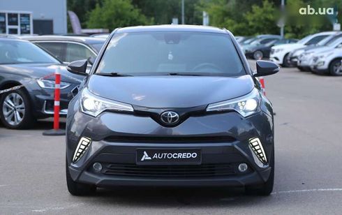 Toyota C-HR 2018 - фото 2