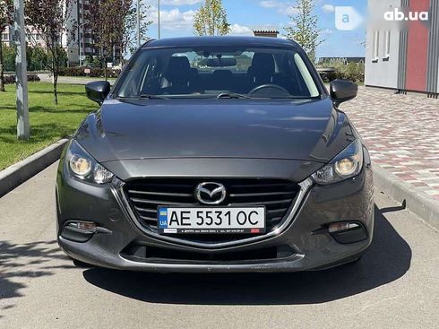 Mazda 3 2017 - фото 2