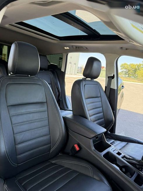 Ford Escape 2019 - фото 28