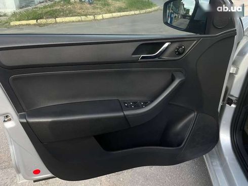 Skoda Rapid 2013 - фото 28