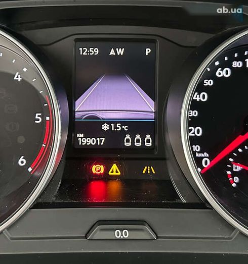 Volkswagen Tiguan 2017 - фото 17