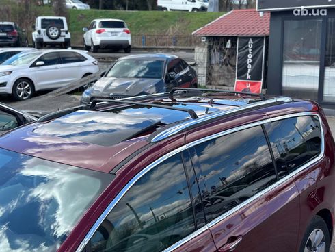 Chrysler Pacifica 2017 красный - фото 167